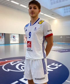 ZUZO REYHAN