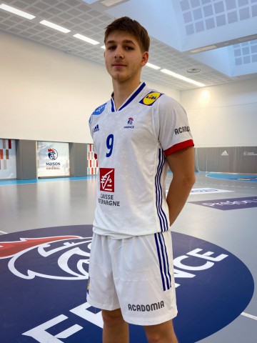 ZUZO REYHAN